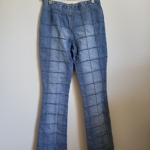 Amazing Y2K Denim - Picture 3 of 3